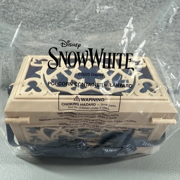 Disney Snow White Popcorn Bucket Goldenlink Regal Exclusive New - Picture 2 of 5